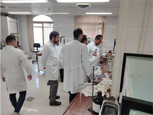 اولین دوره آموزش عصاره گیری