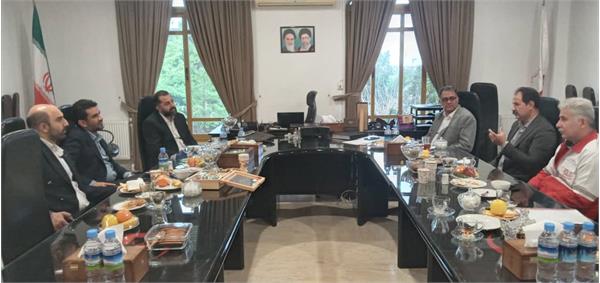 جلسه دکتر صابونی مدیر عامل  شرکت رازک