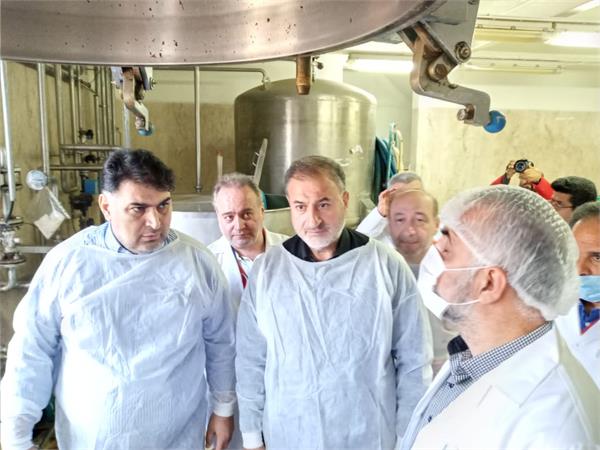 بازدید دبیرکل جمعیت هلال احمر از شرکت سهاجیسا