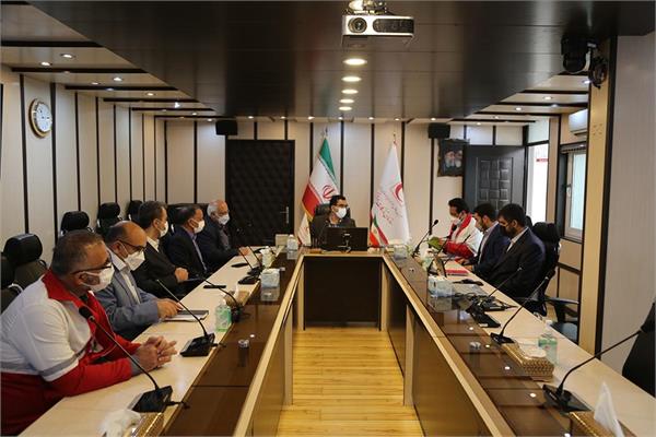 جلسه مدیران عامل شرکتها جهت برنامه ریزی گرامیداشت صدمین سالگرد تأسیس جمعیت هلال احمر