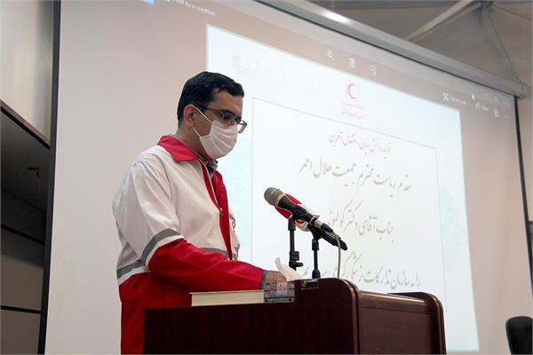 صمیمانه رئیس جمعیت هلال احمر با کارکنان سازمان تدارکات پزشکی